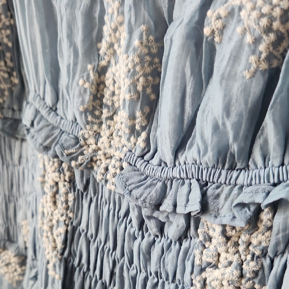 Sky Blue Maxi Dress with White Embroidery - Picture 4 of 8